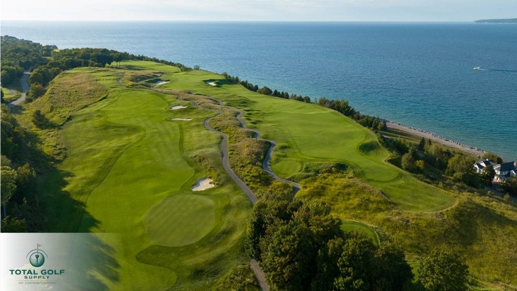 Best Golf Courses near Harbor Springs, MI